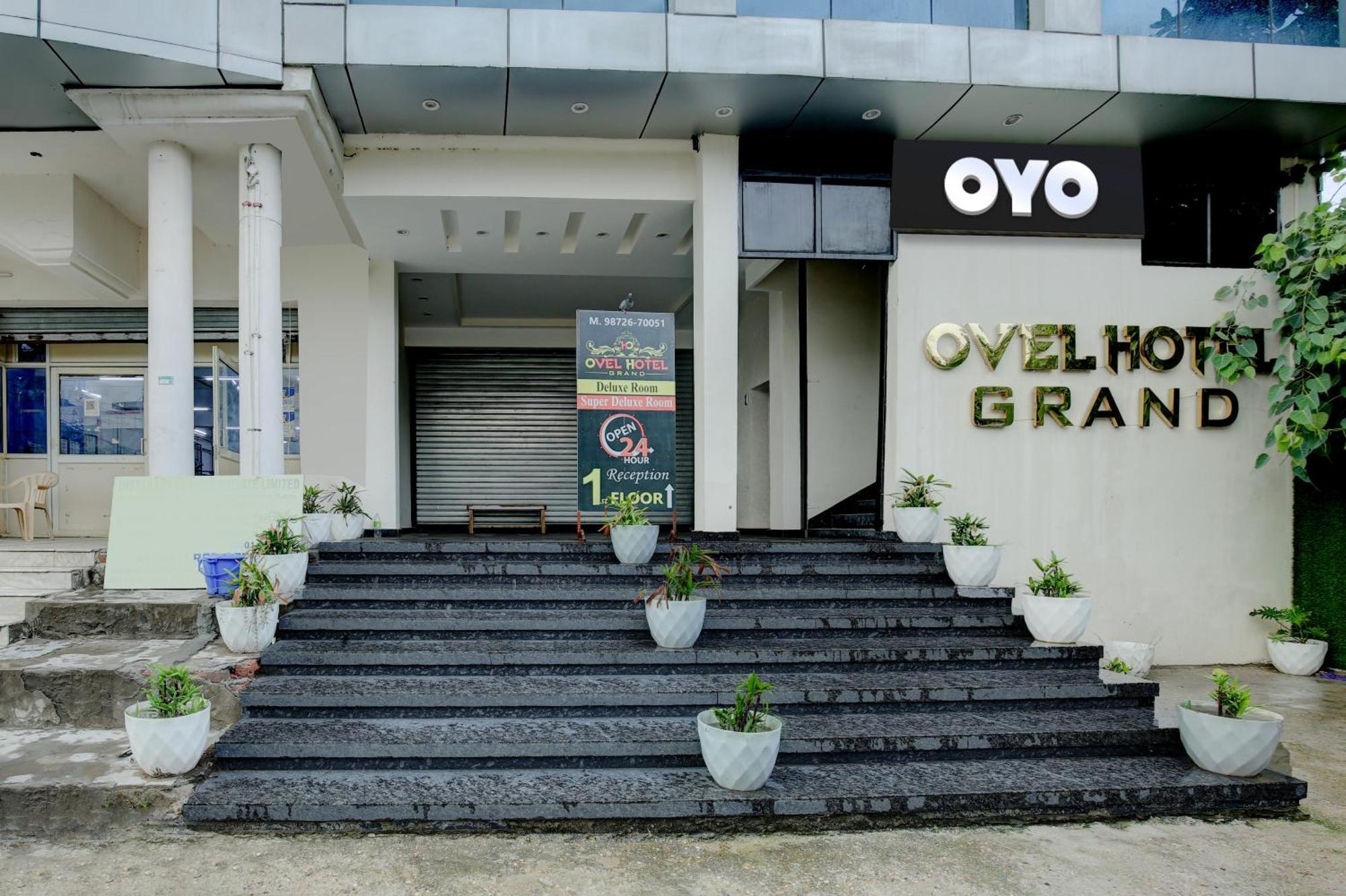 Super Collection O Ovel Hotel Grand Abadpura Extérieur photo